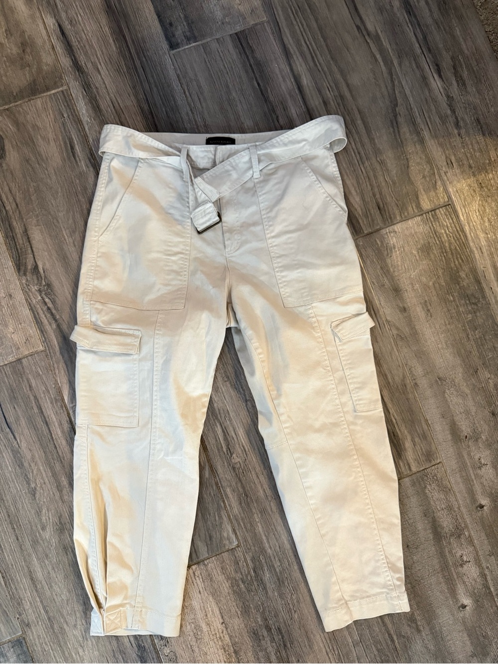 Banana Republic Cream Cargo Pants with Belt